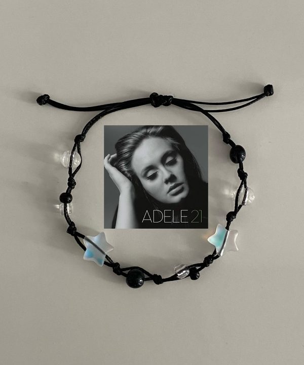 Vòng tay Adele màu đen